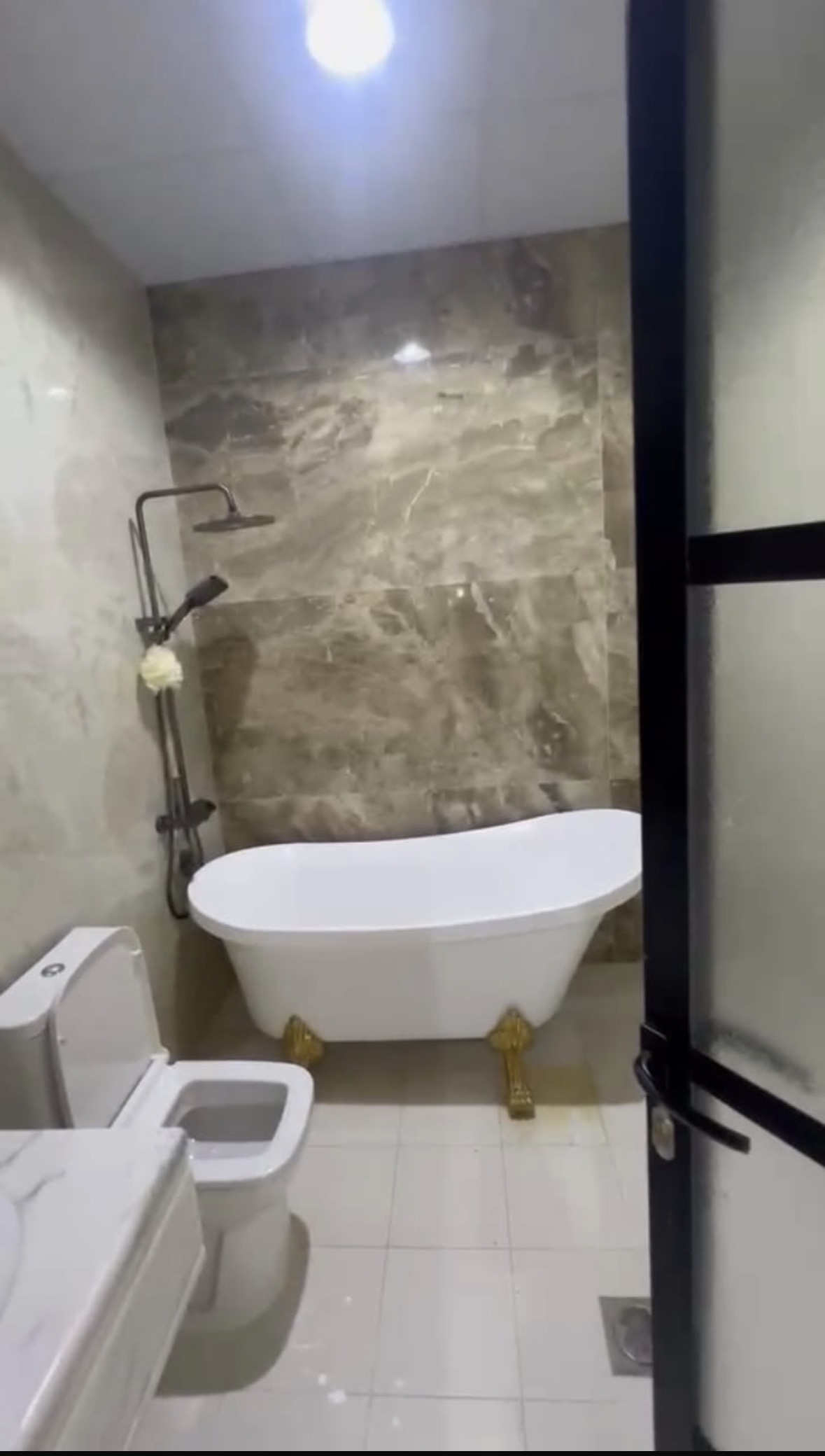 شقة للايجار مدينة الرياض ابوظبي  4