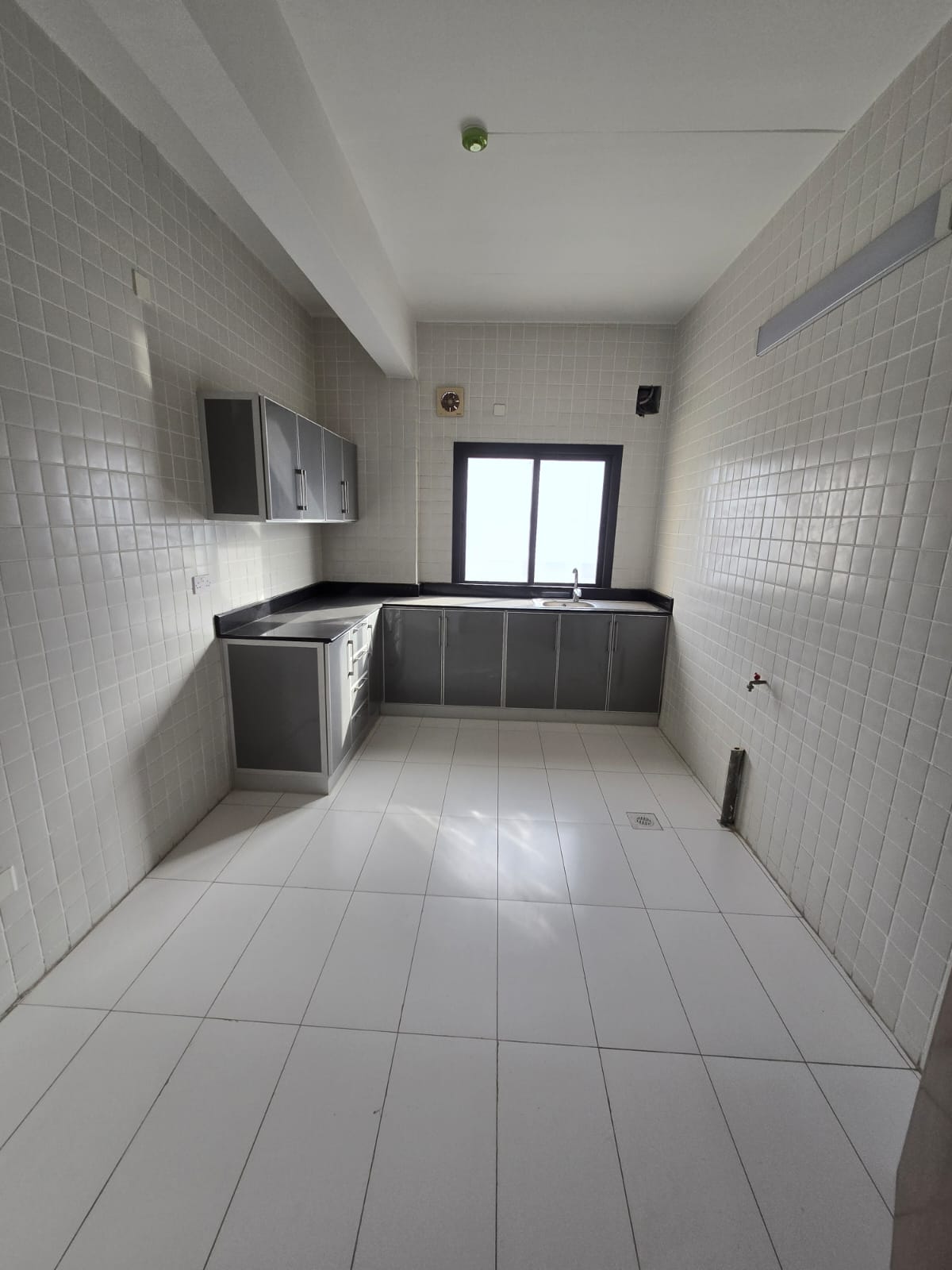 2 BHK Apartments - Un furnished  5