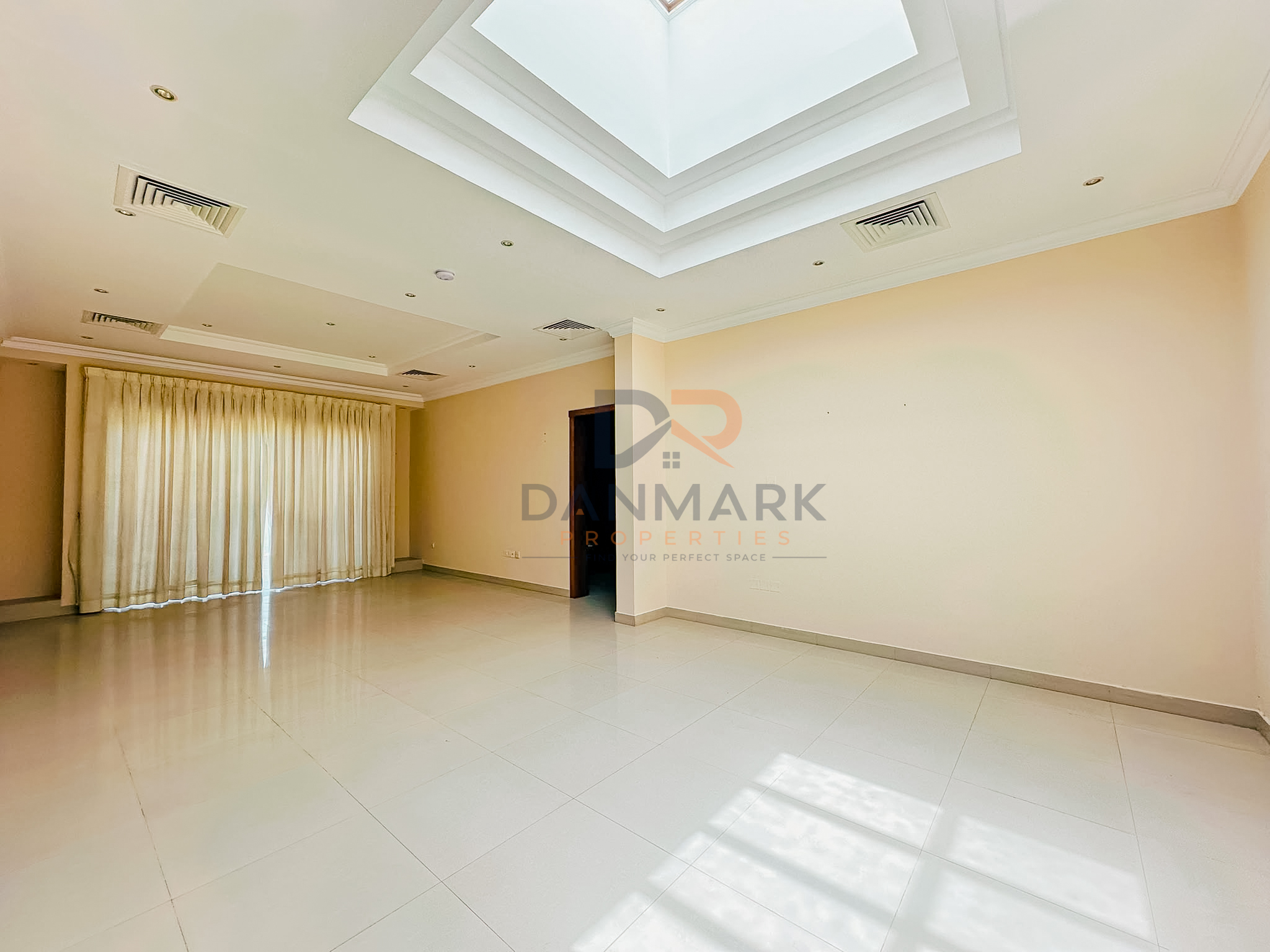 Now Renting | Ultra-Luxury 5BR Villa with Private Pool & Landscaped Garden 5